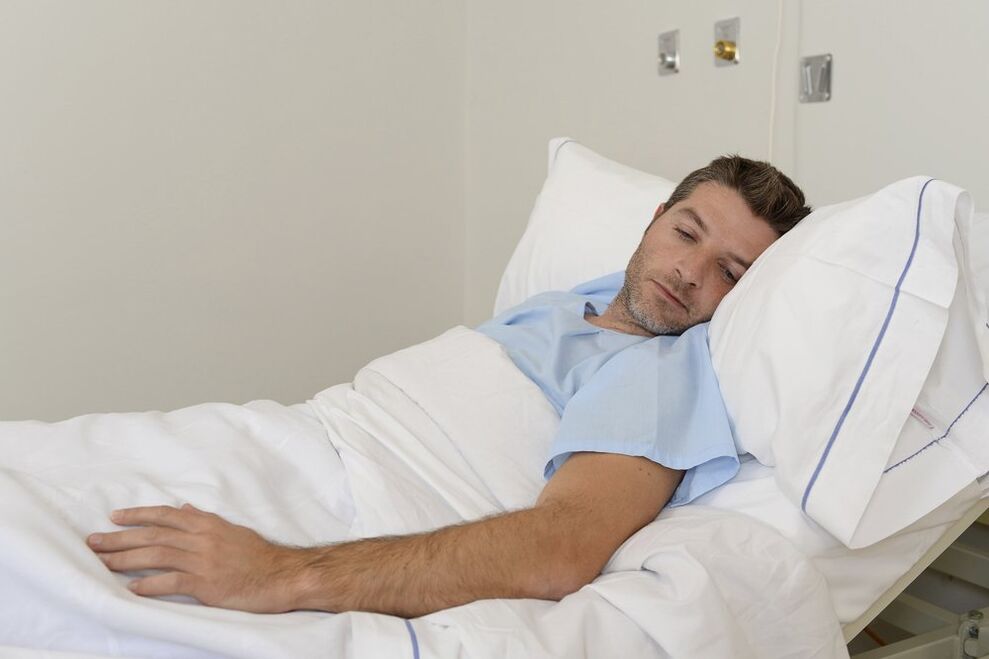 Homme après implantation de testicules
